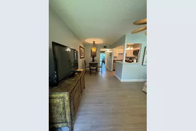 33 Lake Vista Trail #104, Port Saint Lucie, FL 34952 - Photo 3