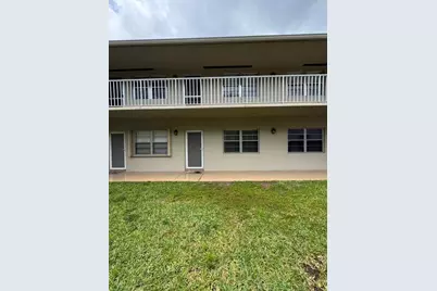 33 Lake Vista Trail #104, Port Saint Lucie, FL 34952 - Photo 1