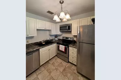 33 Lake Vista Trail #104, Port Saint Lucie, FL 34952 - Photo 5