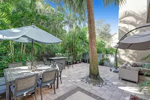 702 St Albans Dr, Boca Raton, FL 33486 - Photo 11