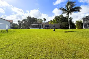 10884 Paso Fino Dr, Lake Worth, FL 33449 - Photo 11