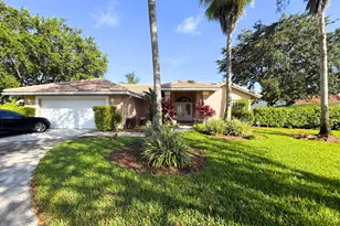 10884 Paso Fino Dr, Wellington, FL 33449 - Photo 1