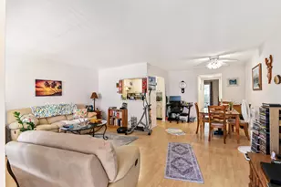 75 Camden Dr, West Palm Beach, FL 33417 - Photo 3