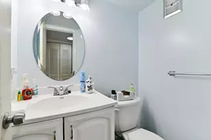 75 Camden Dr, West Palm Beach, FL 33417 - Photo 9