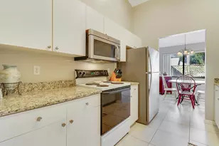 6179 SE Georgetown Pl, Hobe Sound, FL 33455 - Photo 15