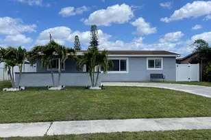 7661 Farragut St, Hollywood, FL 33024 - Photo 3