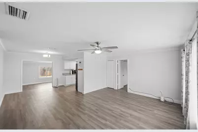 1956 SW 1st Place SW, Vero Beach, FL 32962 - Photo 9