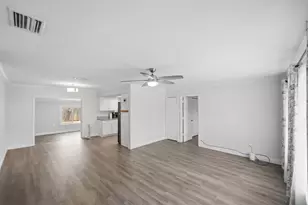 1956 SW 1st Pl SW, Vero Beach, FL 32962 - Photo 9