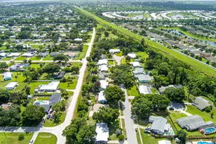 1956 SW 1st Pl SW, Vero Beach, FL 32962 - Photo 47