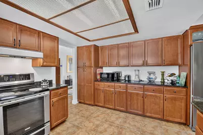 1241 SW 28th Avenue, Boynton Beach, FL 33426 - Photo 17