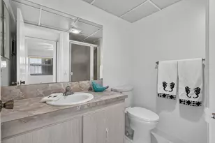 40 Burgundy A, Delray Beach, FL 33484 - Photo 19