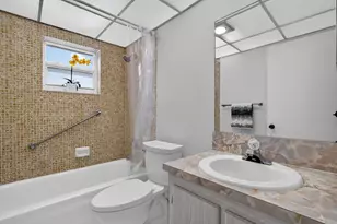 40 Burgundy A, Delray Beach, FL 33484 - Photo 17