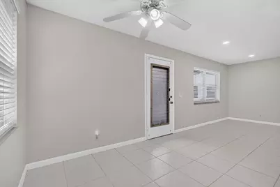 40 Burgundy A, Delray Beach, FL 33484 - Photo 9