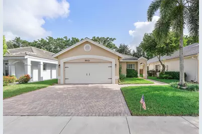 8821 Lake Park Circle N, Davie, FL 33328 - Photo 3