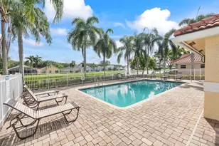 8821 Lake Park Cir N, Davie, FL 33328 - Photo 41