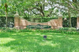 8821 Lake Park Cir N, Davie, FL 33328 - Photo 45