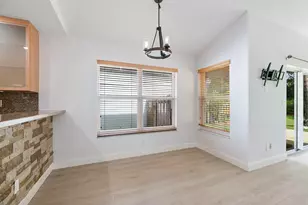 8821 Lake Park Cir N, Davie, FL 33328 - Photo 13