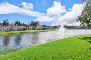 8821 Lake Park Cir N, Davie, FL 33328 - Photo 43