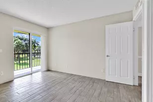 414 Meadows Cir, Boynton Beach, FL 33436 - Photo 11