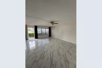 103 Greenbrier C, West Palm Beach, FL 33417 - Photo 3