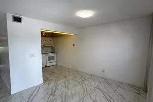 103 Greenbrier C, West Palm Beach, FL 33417 - Photo 5