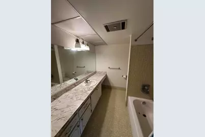 103 Greenbrier C, West Palm Beach, FL 33417 - Photo 11