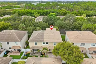 8057 Murano Cir, Palm Beach Gardens, FL 33418 - Photo 41