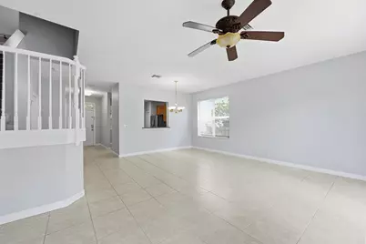 8057 Murano Circle, Palm Beach Gardens, FL 33418 - Photo 9