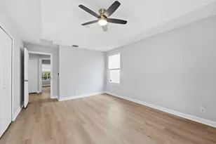 8057 Murano Cir, Palm Beach Gardens, FL 33418 - Photo 15