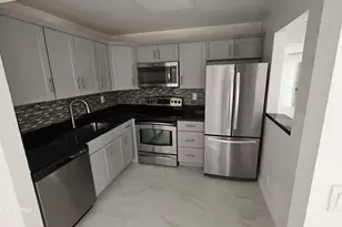 400 Piedmont I, Delray Beach, FL 33484 - Photo 3