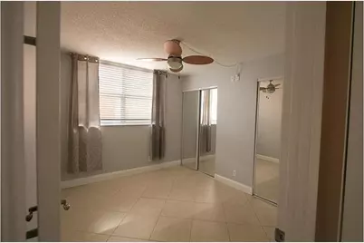 480 Executive Center Drive #2g, West Palm Beach, FL 33401 - Photo 5
