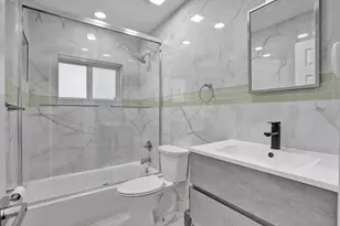 2147 NW 100th St, Miami, FL 33147 - Photo 25