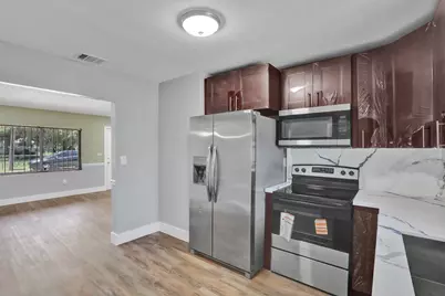2145 NW 100th Street NW, Miami, FL 33147 - Photo 9
