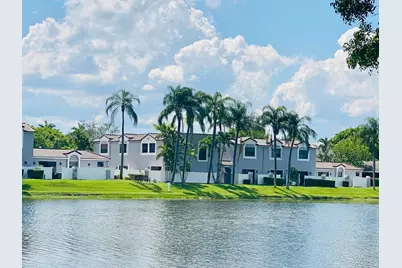 11673 NW 11th Street, Pembroke Pines, FL 33026 - Photo 9