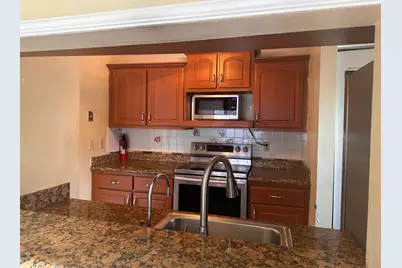11673 NW 11th Street, Pembroke Pines, FL 33026 - Photo 15