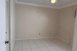 11673 NW 11th St, Pembroke Pines, FL 33026 - Photo 9