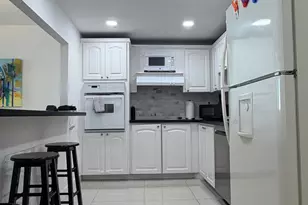 19390 Collins Ave, Sunny Isles Beach, FL 33160 - Photo 1
