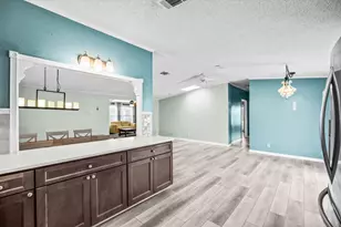 8400 Gallberry Cir, Port Saint Lucie, FL 34952 - Photo 11