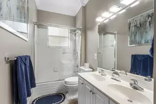 911 Forest Glen Ln, Wellington, FL 33414 - Photo 23
