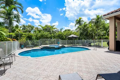 911 Forest Glen Lane, Wellington, FL 33414 - Photo 31