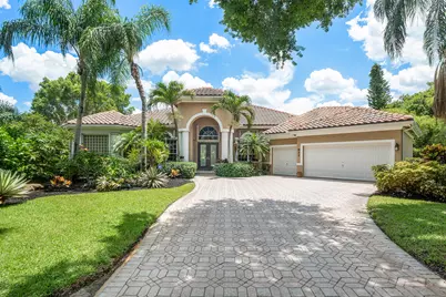 911 Forest Glen Lane, Wellington, FL 33414 - Photo 1