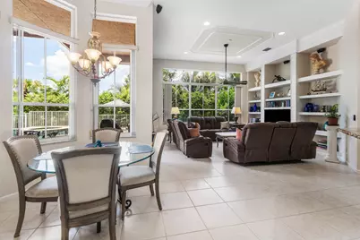 911 Forest Glen Lane, Wellington, FL 33414 - Photo 9