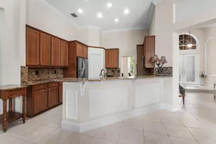 911 Forest Glen Ln, Wellington, FL 33414 - Photo 7