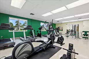 2703 Dudley Dr W, West Palm Beach, FL 33415 - Photo 37