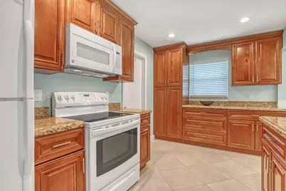 1101 SW 15th Street, Boynton Beach, FL 33426 - Photo 5