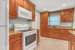 1101 SW 15th St, Boynton Beach, FL 33426 - Photo 5