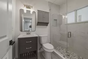 12980 NE 10th Ave, North Miami, FL 33161 - Photo 17