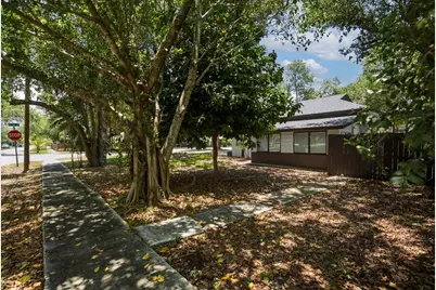 12980 NE 10th Avenue, North Miami, FL 33161 - Photo 29