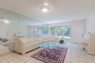 9185 Flynn Cir, Boca Raton, FL 33496 - Photo 7