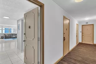 1410 S Ocean Dr, Hollywood, FL 33019 - Photo 3